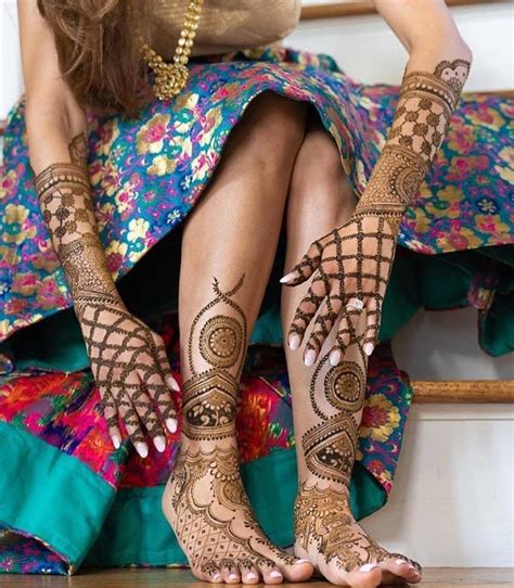8 Simple And Easy Mehndi Designs For Hands That You Can
