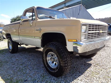 1983 Chevy K10 Custom Deluxe Is An Off Roading Beast