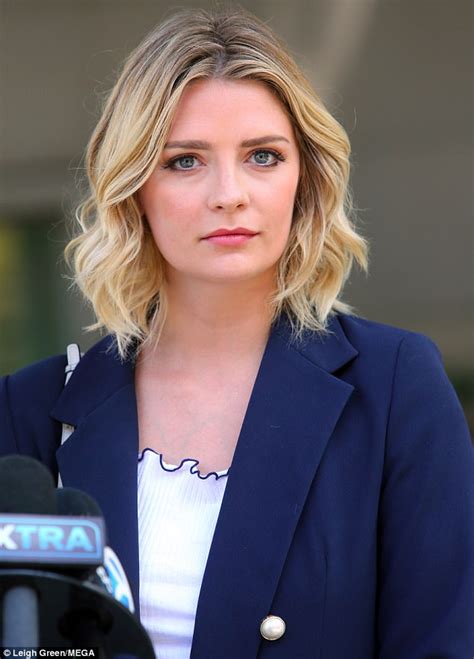 Mischa Barton Reaches Deal With Ex Banning Sex Tape Offer Daily Mail