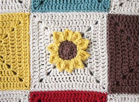Crochet Sunflower Applique Pattern Marias Blue Crayon