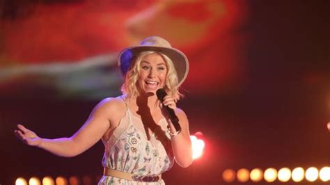 Inicia sesión para ver las fotos y los videos de tus amigos y descubrir otras cuentas que te encantarán. Beatrice Egli: Schlager-Blondine im sexy Negligé! DIESES ...