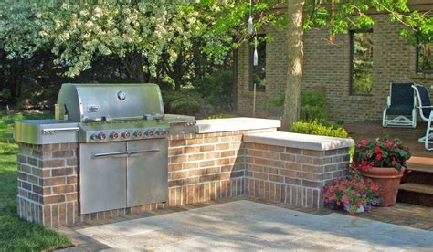 Gas Grill Built Into Mortared Brick Surround With Waukesha Buff Stone