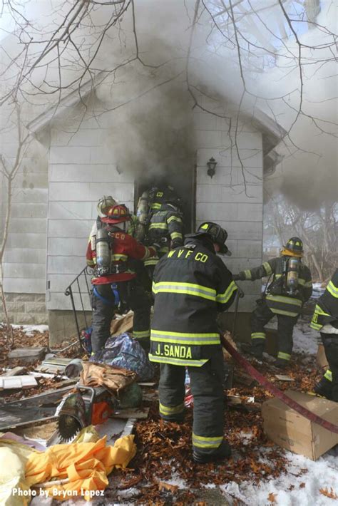 Photos Firefighters Injured At Vacant Long Island Ny House Fire
