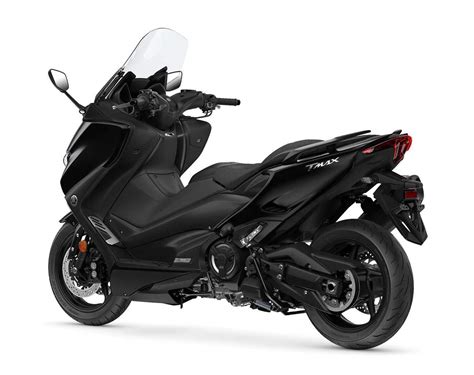 Reset the rules of max. Yamaha T-Max 560 Tech Max - Valli Moto Rent