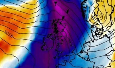 Uk Snow Forecast Map Britain Turns Purple As Arctic Blast Brings 10c And Snow Weather News