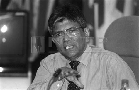 Former Information Minister Zainuddin Dies Aged 79 New Straits Times