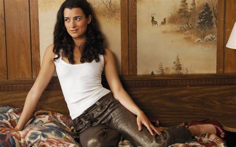 I Always Envisioned Angel As A Watered Down Ziva David Cote De Pablo