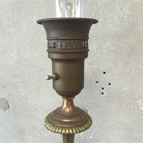 1940's Hollywood Regency Style Brass Floor Lamp – UrbanAmericana