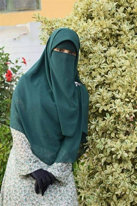Musa Akkaya Has Olan Tesettür Niqab Fashion Arab Girls Hijab Niqab
