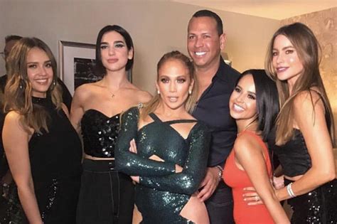Jennifer Lopez Parties With Girlfriends In Vegas