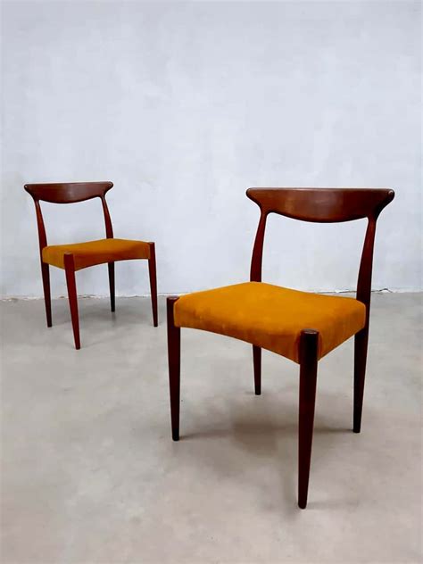 Besides good quality brands, you'll also find plenty of discounts when you shop for dinner chair during big sales. Vintage Danish design dinner chairs Deense stoelen A ...