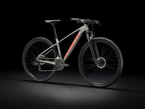 7 Best Mountain Bikes Under 500 2021 Review