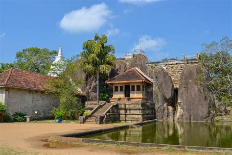 The Dambulla Cave Temple And Sigiriya Rock Fortress
