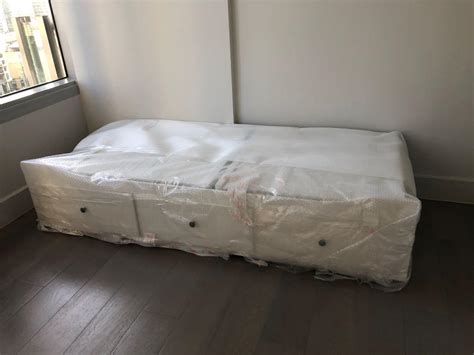 One mattress we will use is a latex foam type. IKEA Hemnes Daybed with 2 IKEA Husvika 80x200 mattress ...