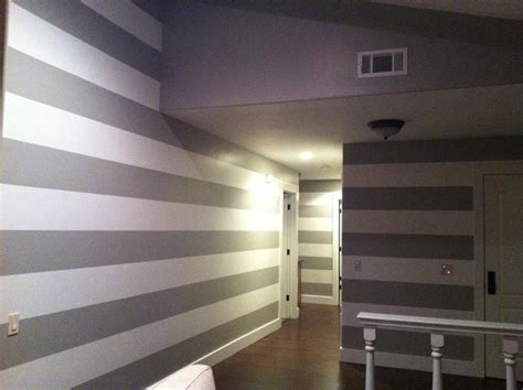 Painting Horizontal Linesstripes On The Interior Modern San Luis