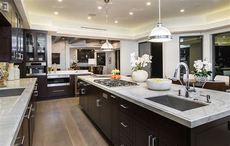 20 Unbelievable Kitchens In Mansions