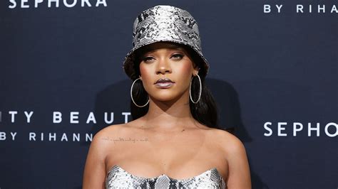 Is Rihanna Launching Skin Care Fenty Skin Officially Registers As