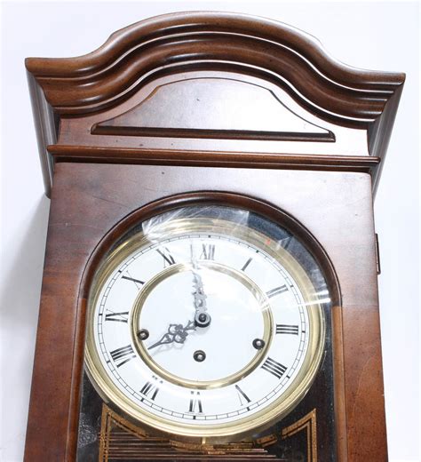 Vintage Howard Miller Pendulum Wall Clock Ebth