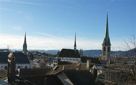 Zusätzlich wird nun in 160 impfapotheken im ganzen kanton geimpft. Interreligiöser Anlass zur Corona-Pandemie — Katholische ...