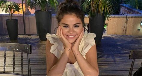 Selena Gomez Anunció El Título De Las Canciones Que Formarán Parte De