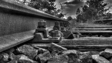 🥇 Hdr Photography Black And White Railroad Tracks Railway Wallpaper