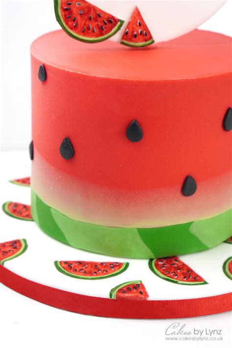 One In A Melon Watermelon Fondant Cake Tutorial Cakesdecor