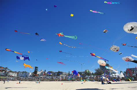 Amazing Magazine Beautiful Kites Festival Of Winds Australia