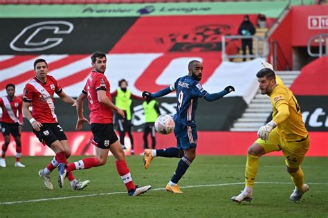 كل هذا وأكثر , فقط مع رابطة متابعى. ساوثهامبتون يطيح بارسنال من كأس الاتحاد الإنجليزي - رياضة ...