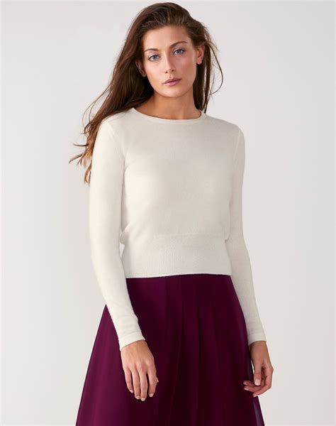 Soft White Cashmere Cropped Sweater Pure Collection