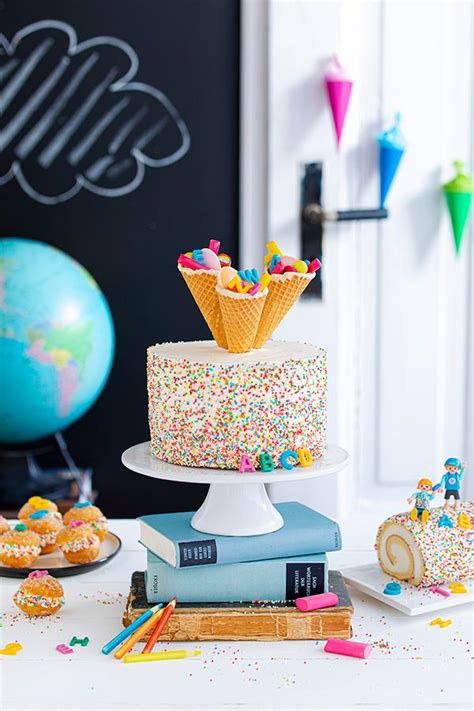 Kuchen leicht gemacht und lecker. Konfetti-Einschulungstorte leicht gemacht | Kuchen ...