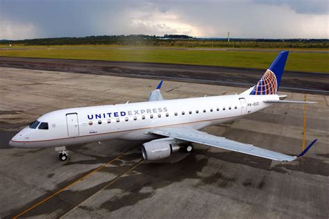 Daron skymarks united express embraer e175 1/100 republic model aircraft. Regional aircraft for US Scope clause operations - Leeham News and Comment