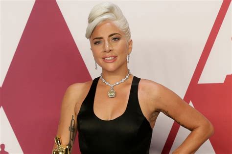 Lady Gaga Confirms New Album Denies Pregnancy Rumors Upi Com