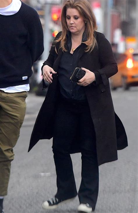 Lisa Marie Presley Spotted In Rare Public Outing Daily Telegraph Sexiezpicz Web Porn