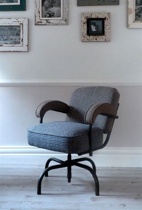 16.a chair with memory foam seat and arms that's as cozy (and stylish) as your fave armchair — except it has wheels and can rotate 360 degrees. 5 Unique and Stylish Desk Chairs For Your Home Office