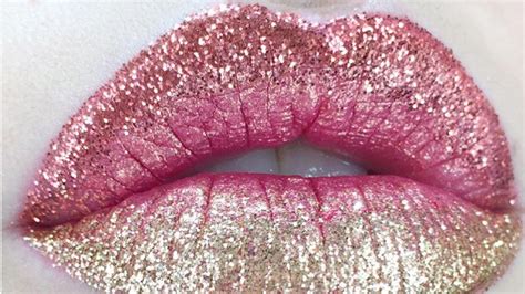 Glitter Lips Are A Thing See The Latest Beauty Trend To Take Over The Internet Glitter Lips