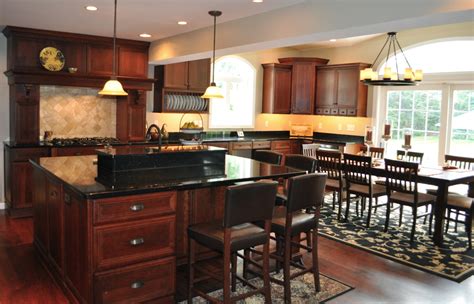 All our cabinets are built right here. Kitchen Cabinet Trends We've Seen in 2014 | Keystone ...