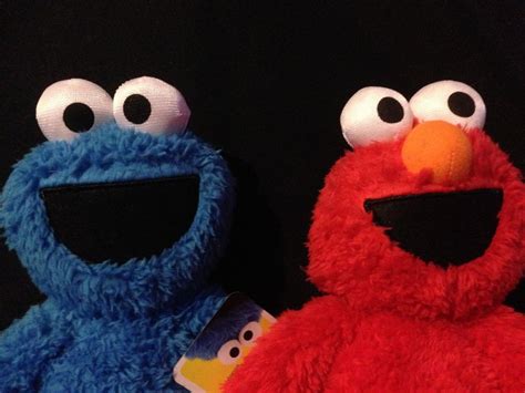 Sesame Street 12 Takealong Plush Set Cookie Monster And Elmo Ebay