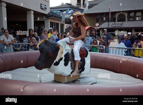 Mechanical Bull Hi Res Stock Photography And Images Alamy