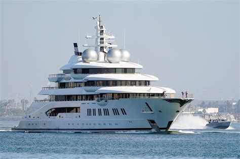 Russian Oligarch Suleiman Kerimovs Seized Yacht Arrives In Us