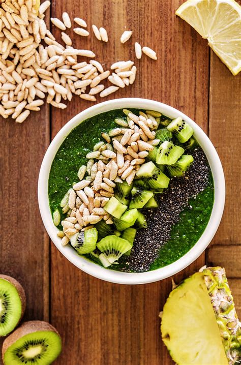 Super Green Superfood Smoothie Bowl In The Know Mom