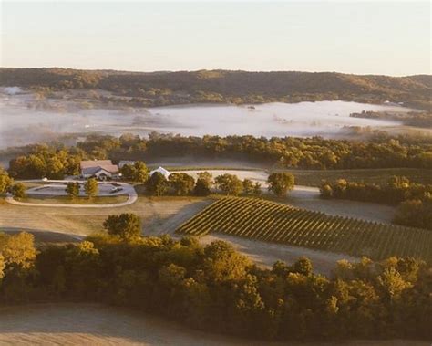 The 10 Best Missouri Wineries And Vineyards Updated 2023