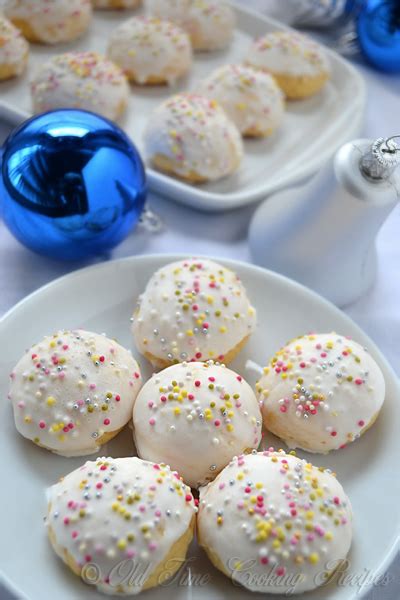 There's even more christmas cookies where these came from. Italian Christmas Cookies Recipe | Kitchen Nostalgia
