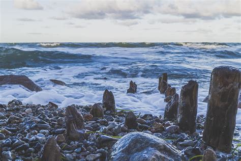 1366x768px Free Download Hd Wallpaper Beach Waves Storm Rocks