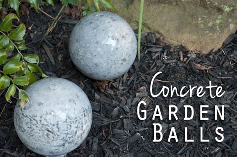 DIY Concrete Garden Balls - Clumsy Crafter