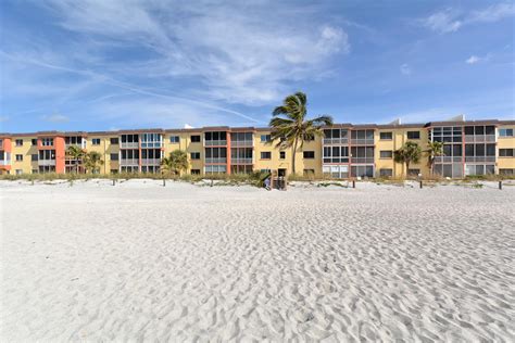Fishermans Cove In Siesta Key Condos For Sale With Gorgeous Views