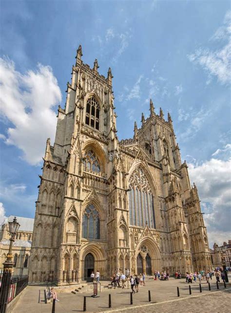York Guide Britain Visitor Travel Guide To Britain