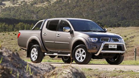 There are quite a number of tritons on sale in australia. Used Mitsubishi Triton GLX-R review: 2009-2012 | CarsGuide