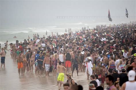 Panama City Beach Cracks Down After Spring Break Melee Wsj