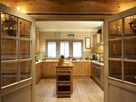 Cabin rentals in scottish highlands: Loch Ness Inverness Luxury Cabin sleeps 14