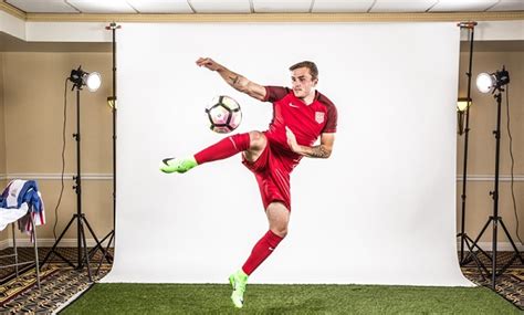 Us Soccer Reveals New Red Kits For Upcoming Games